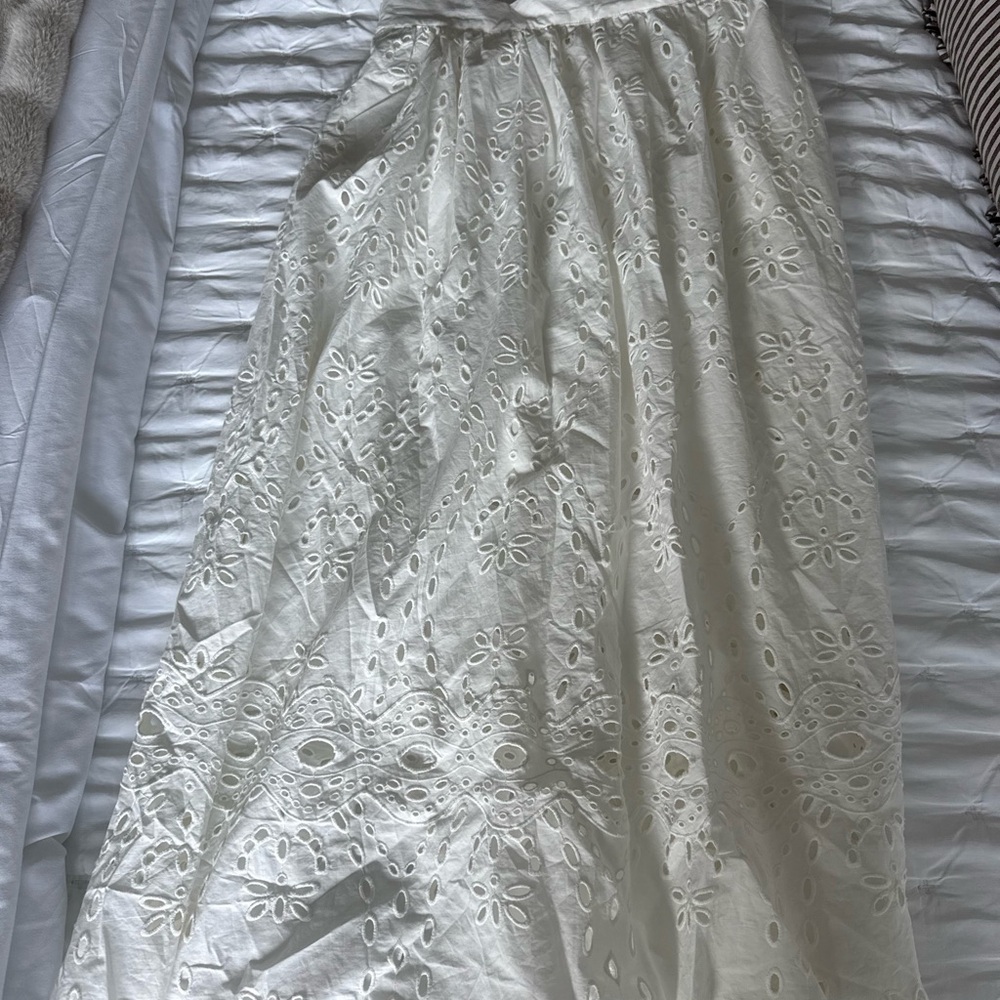 White Eyelet Maxi Skirt
Ba&sh brand